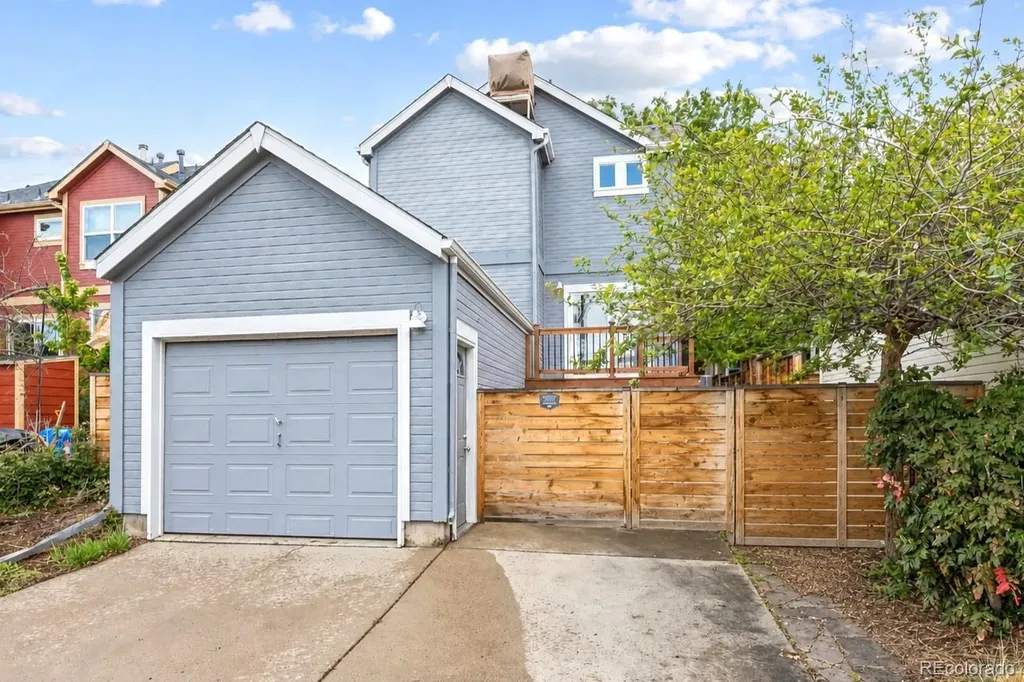 4942 10th Street Boulder CO 80304