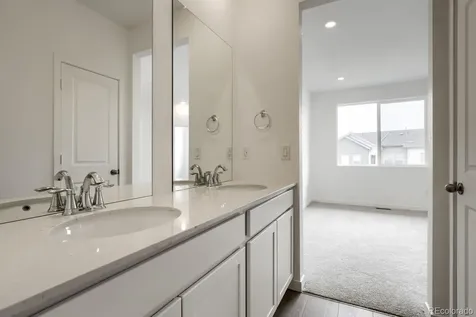 7661 S Cherokee Circle E Centennial CO 80016