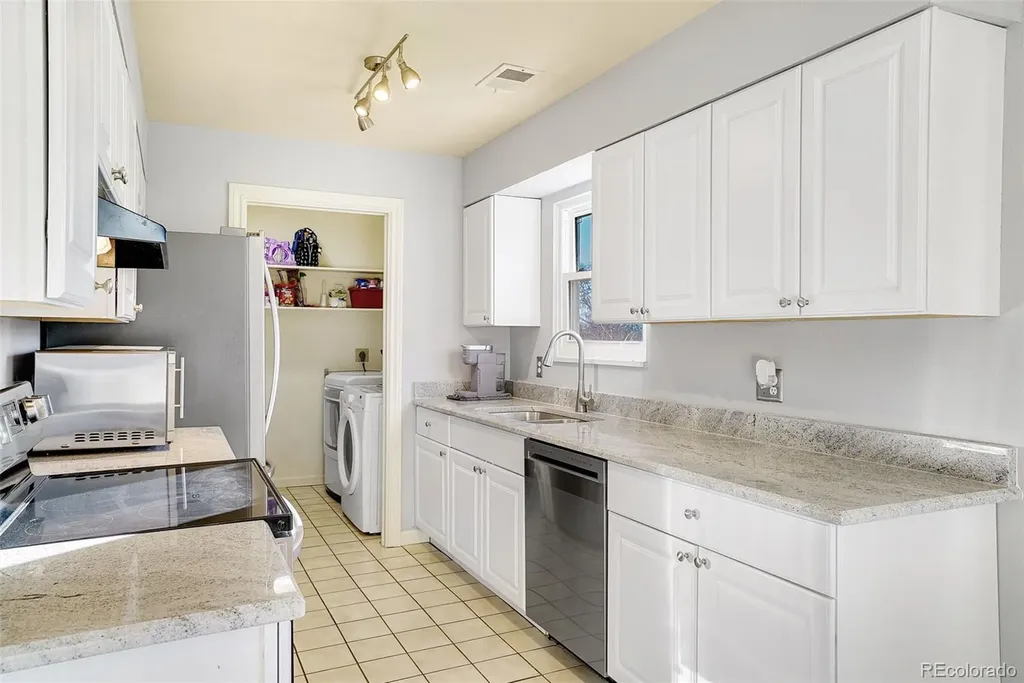 9848 Appletree Place Thornton CO 80260