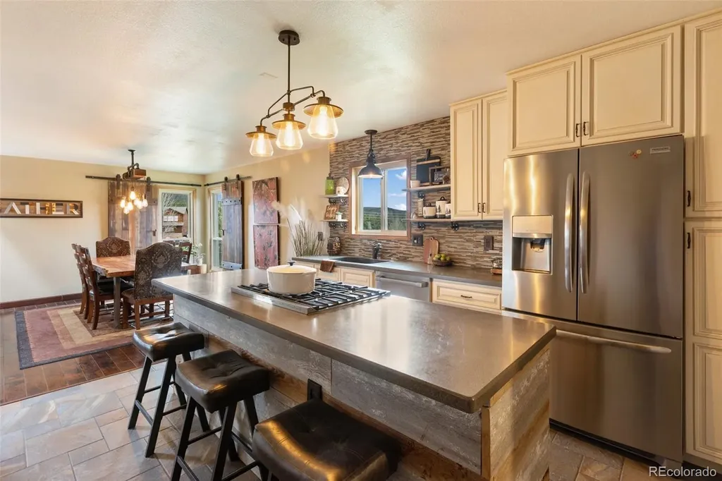 1860 Blackfoot Trail Woodland Park CO 80863