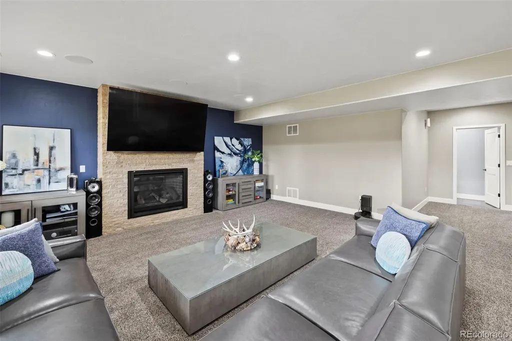 2015 Walnut Creek Court Colorado Springs CO 80921