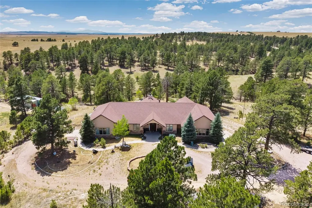 25500 State Highway 86 Ramah CO 80832