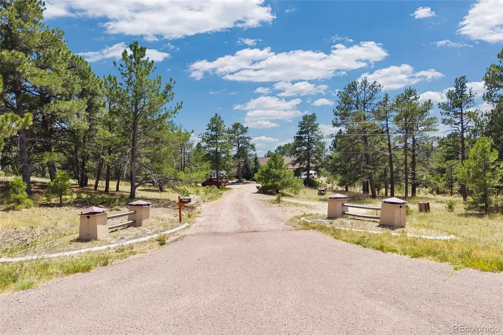 25500 State Highway 86 Ramah CO 80832