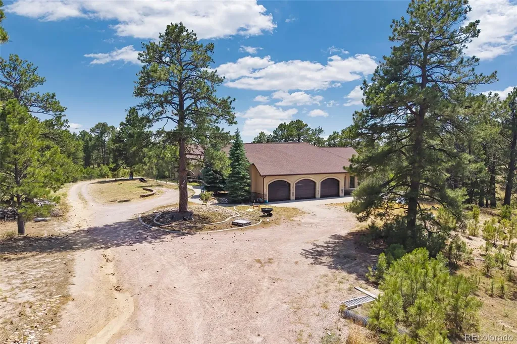 25500 State Highway 86 Ramah CO 80832
