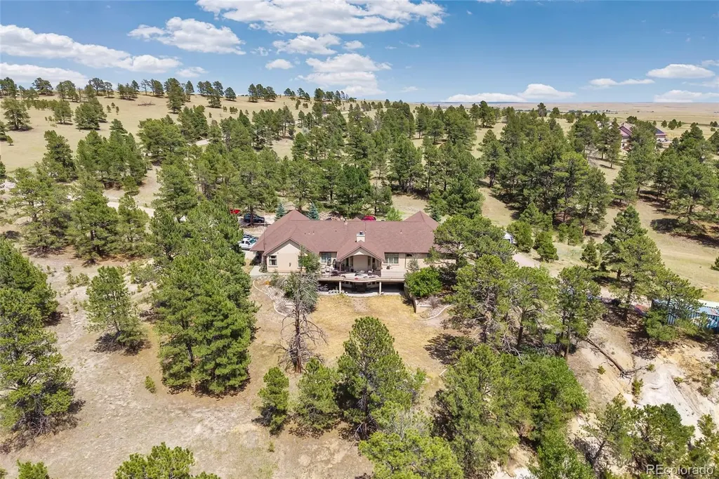 25500 State Highway 86 Ramah CO 80832