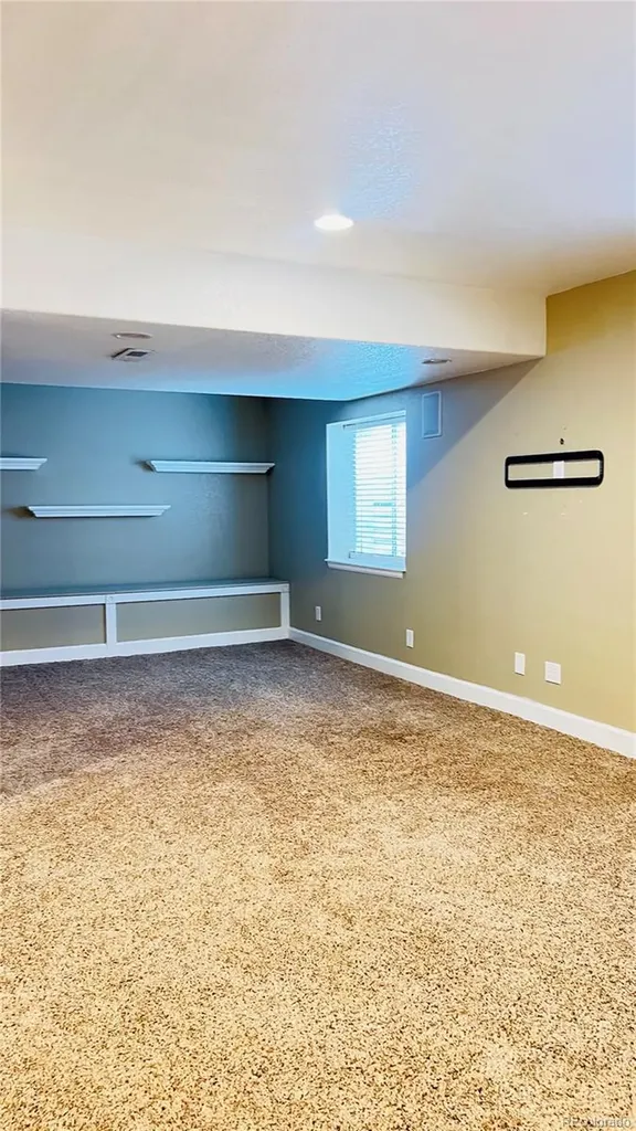1669 S De Gaulle Way Aurora CO 80018