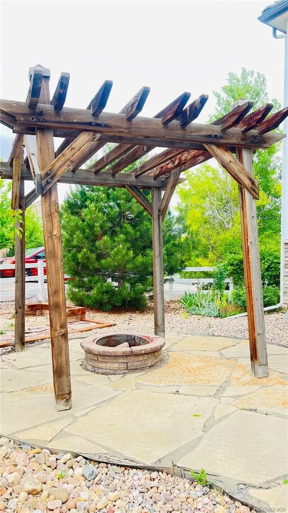 1669 S De Gaulle Way Aurora CO 80018