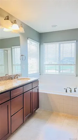 1669 S De Gaulle Way Aurora CO 80018