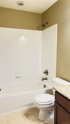 1669 S De Gaulle Way Aurora CO 80018