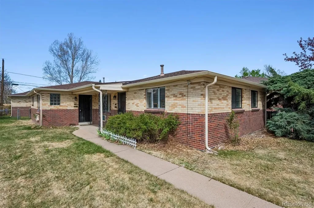 2655-2657 S Logan Street Denver CO 80210