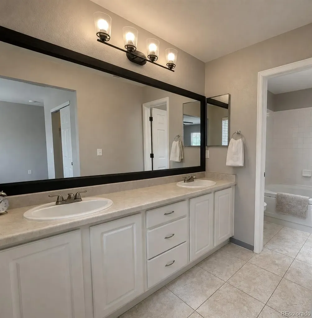 19472 E 59th Place Aurora CO 80019