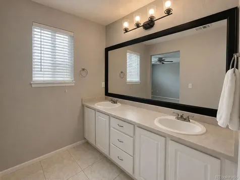 19472 E 59th Place Aurora CO 80019