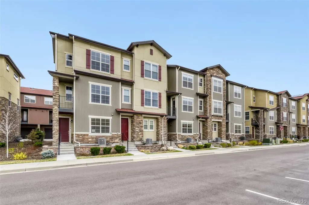 2220 Santini Trail Littleton CO 80129