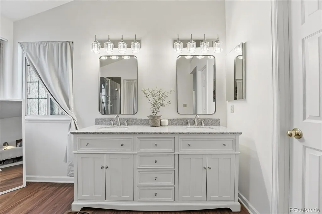2258 S Nome Court Aurora CO 80014