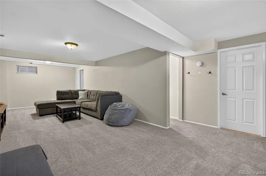 8885 Yukon Street Broomfield CO 80021