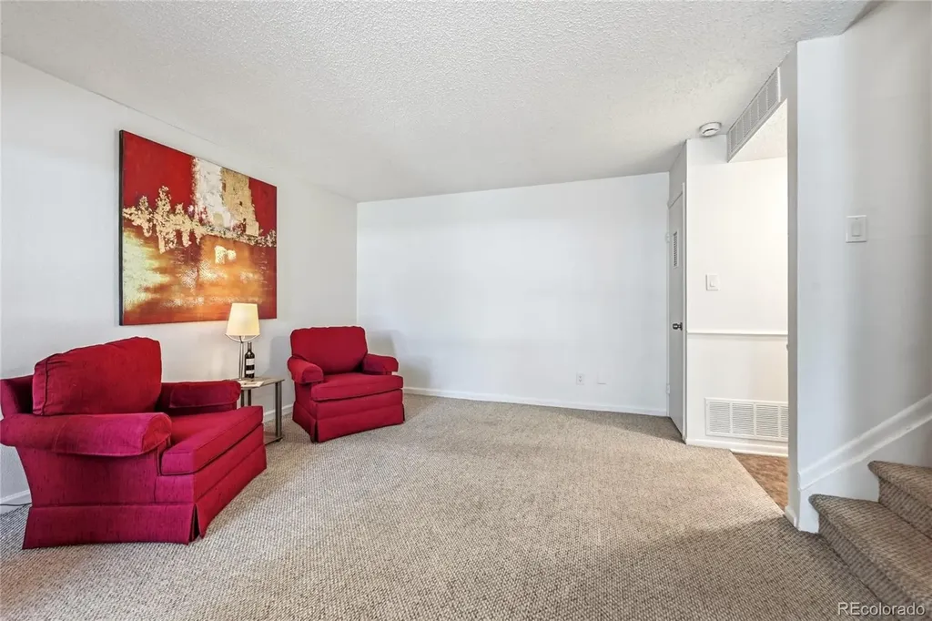 5975 S Willow Way Englewood CO 80111