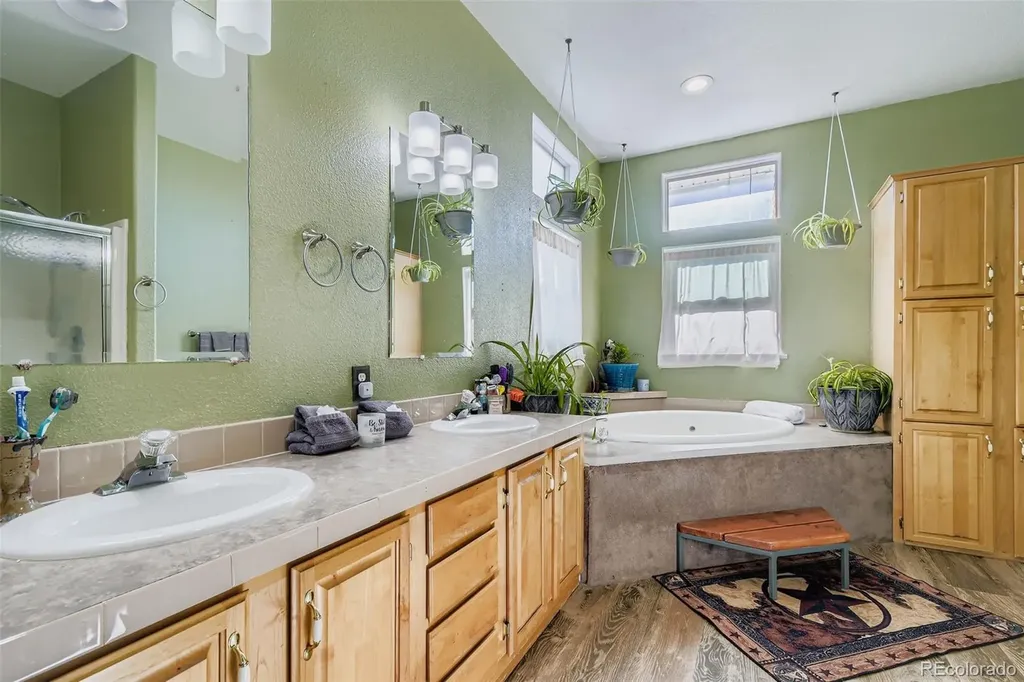 245 W Crawford Avenue Keenesburg CO 80643