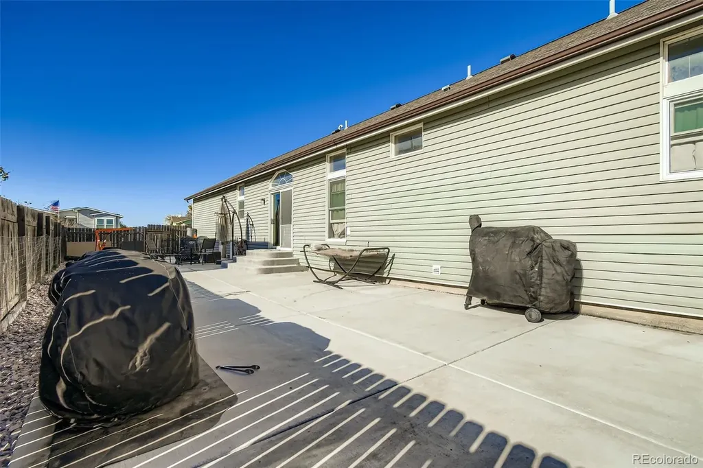 245 W Crawford Avenue Keenesburg CO 80643