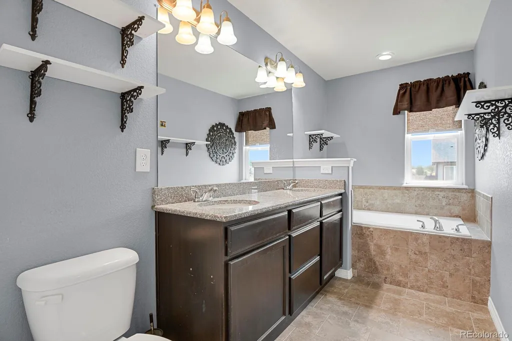 9052 Sandpiper Drive Longmont CO 80504