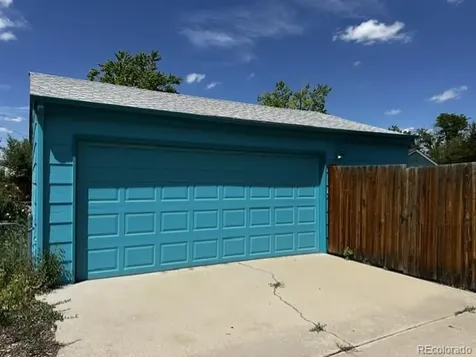 1209 Newark Street Aurora CO 80010