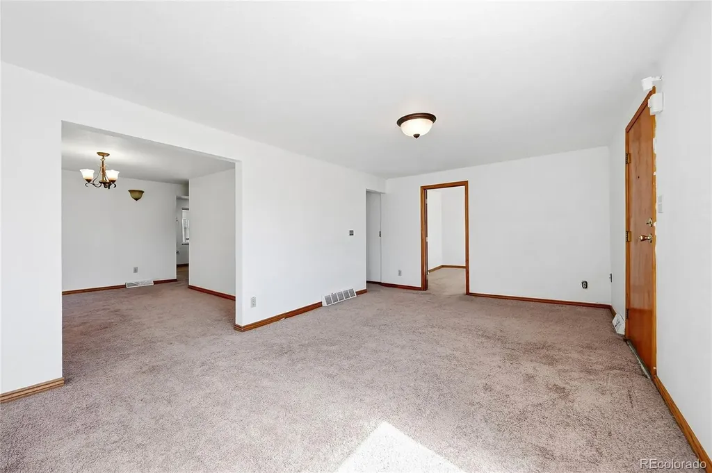 5411 Leyden Street Commerce City CO 80022