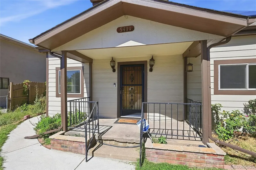 5411 Leyden Street Commerce City CO 80022