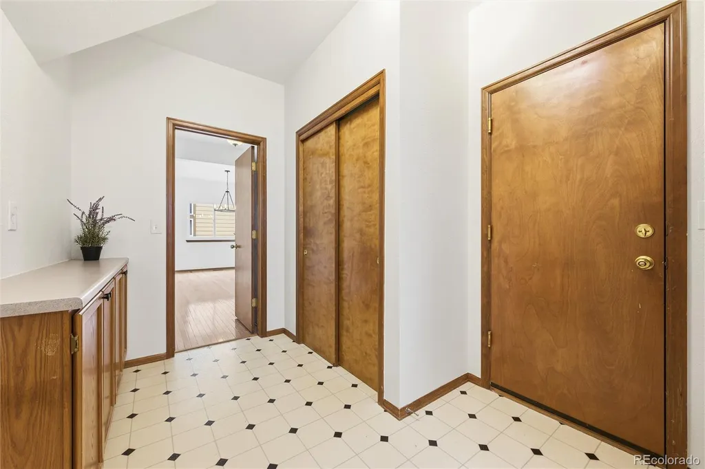 4333 Snowbird Avenue Broomfield CO 80020