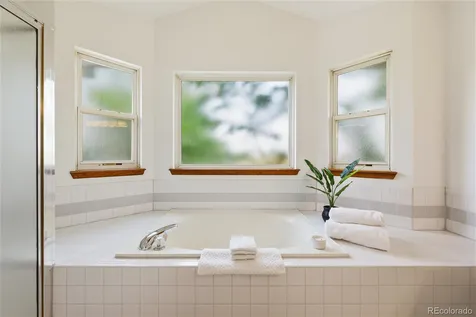 4333 Snowbird Avenue Broomfield CO 80020