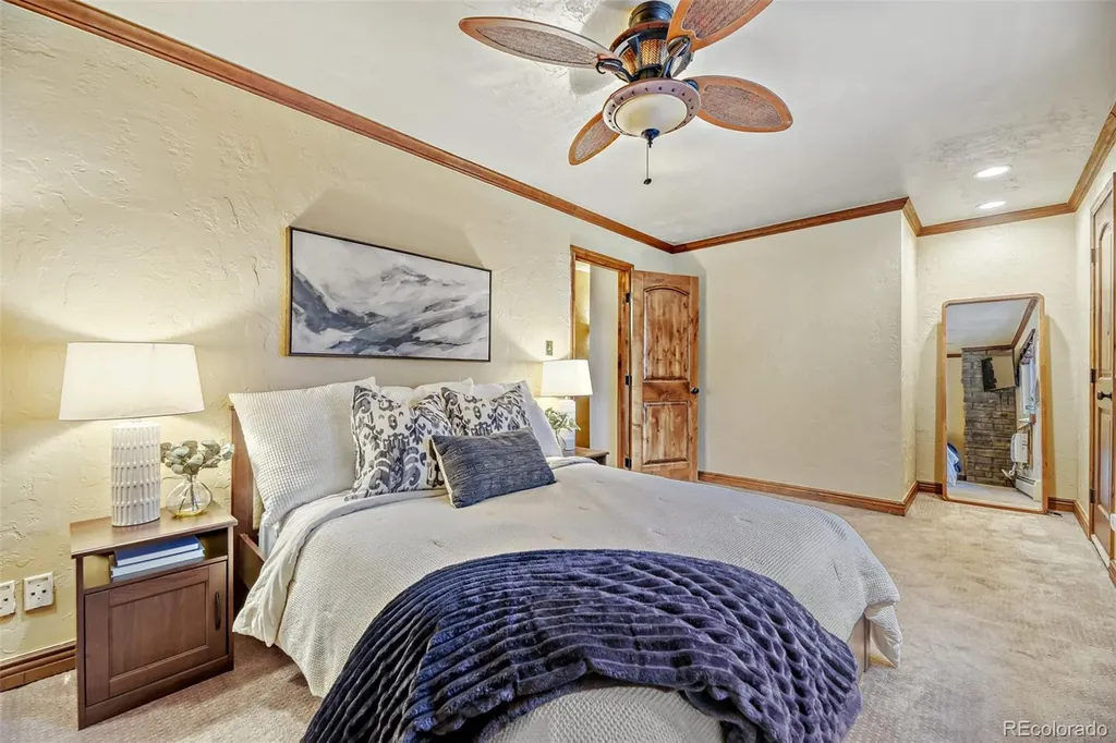 2190 S Holly Street Denver CO 80222