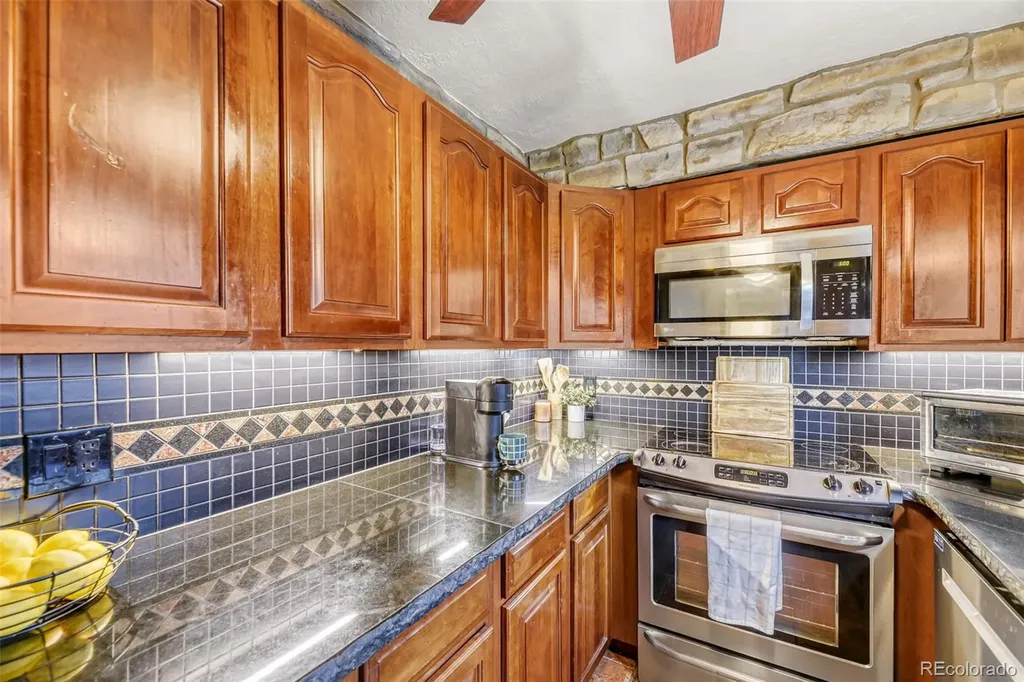 2190 S Holly Street Denver CO 80222