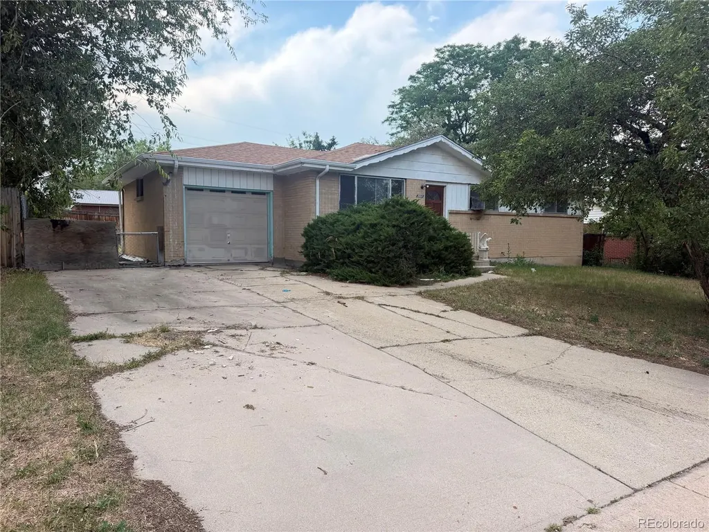 1661 S Wadsworth Boulevard Denver CO 80232