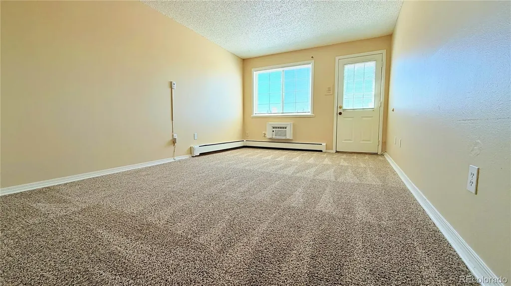 1064 Chambers Court Aurora CO 80011
