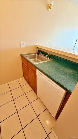 1064 Chambers Court Aurora CO 80011