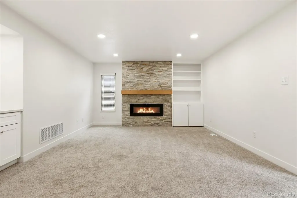 2425 S Ellis Street Lakewood CO 80228
