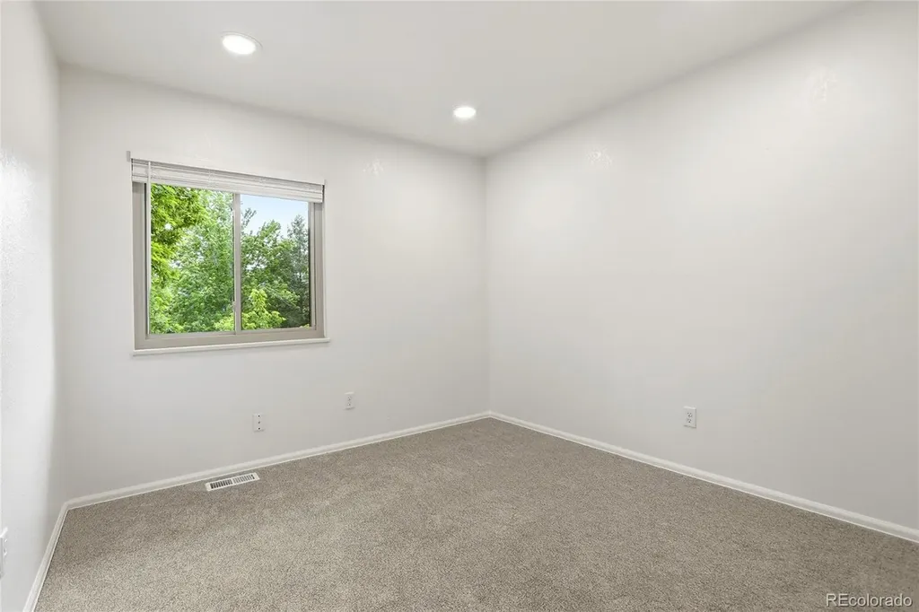 2425 S Ellis Street Lakewood CO 80228