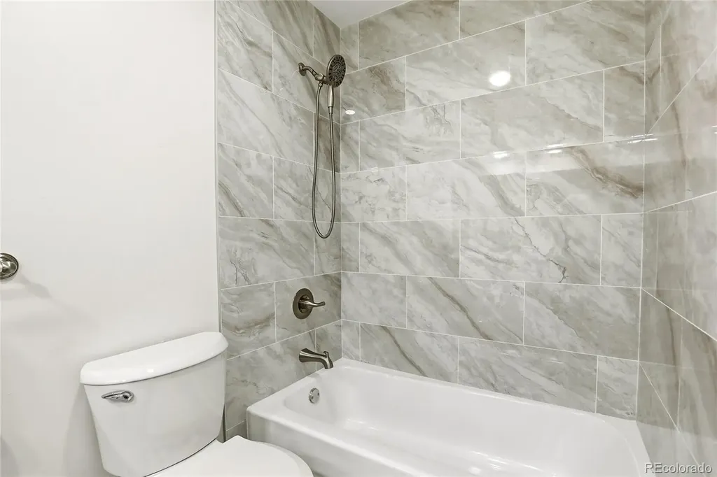 2425 S Ellis Street Lakewood CO 80228