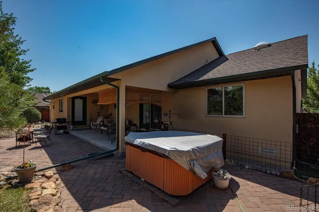 1102 E Sabeta Avenue Poncha Springs CO 81242
