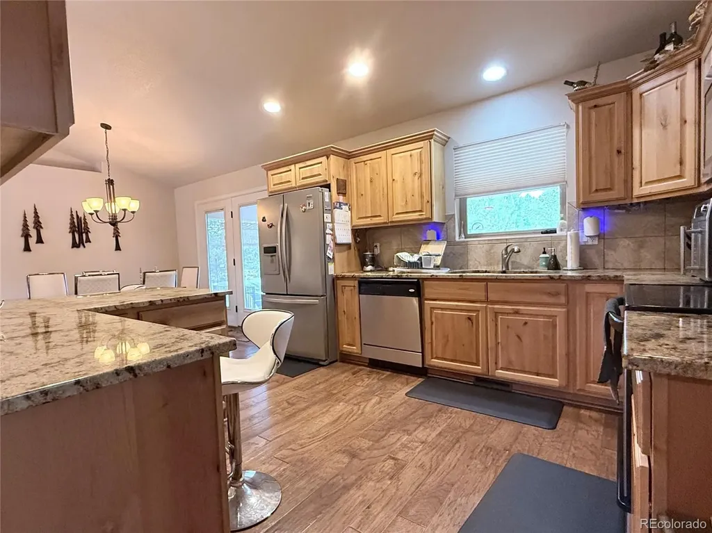 1102 E Sabeta Avenue Poncha Springs CO 81242