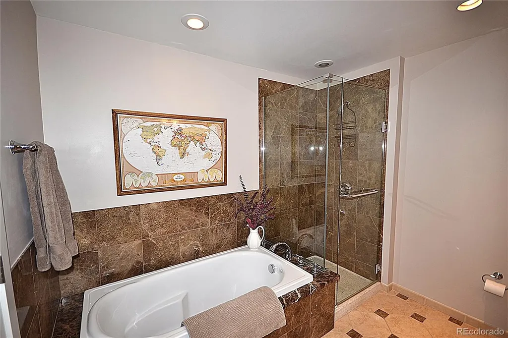 7220 W Bonfils Lane Lakewood CO 80226
