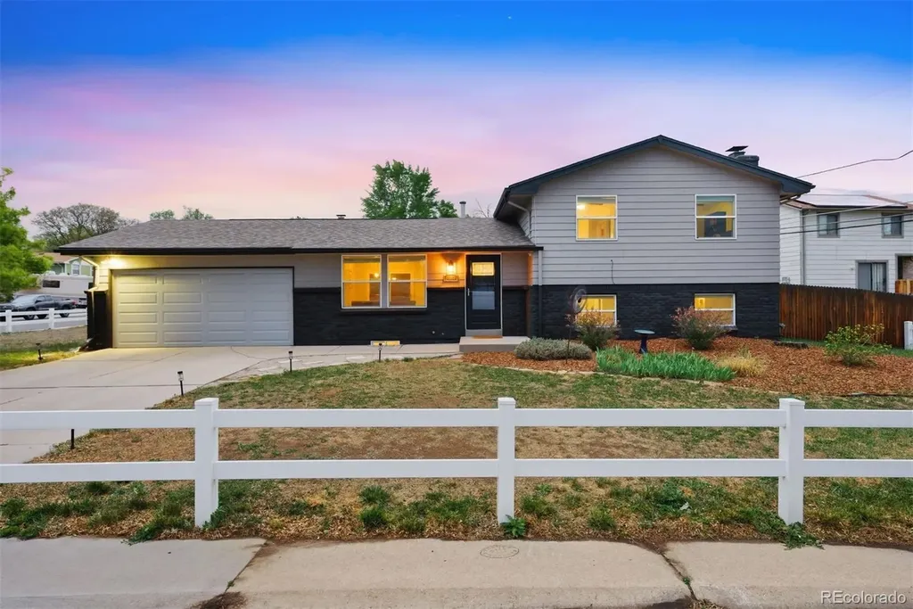 6089 W 70th Avenue Arvada CO 80003