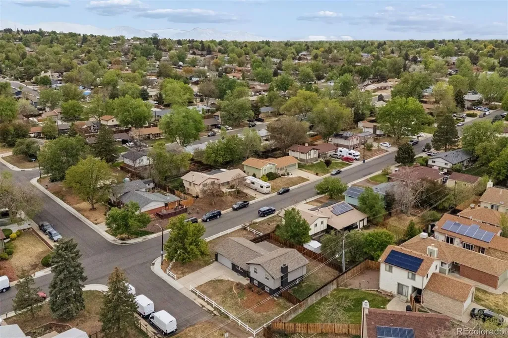6089 W 70th Avenue Arvada CO 80003