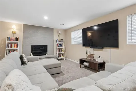 6089 W 70th Avenue Arvada CO 80003