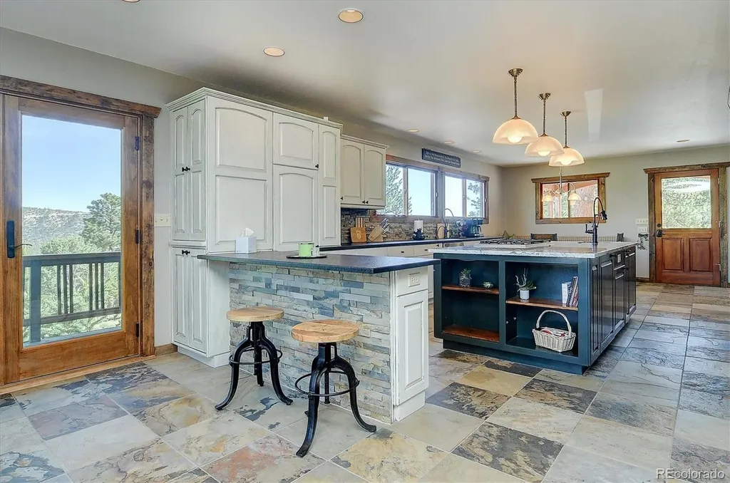16050 Oppliger Drive Nathrop CO 81236