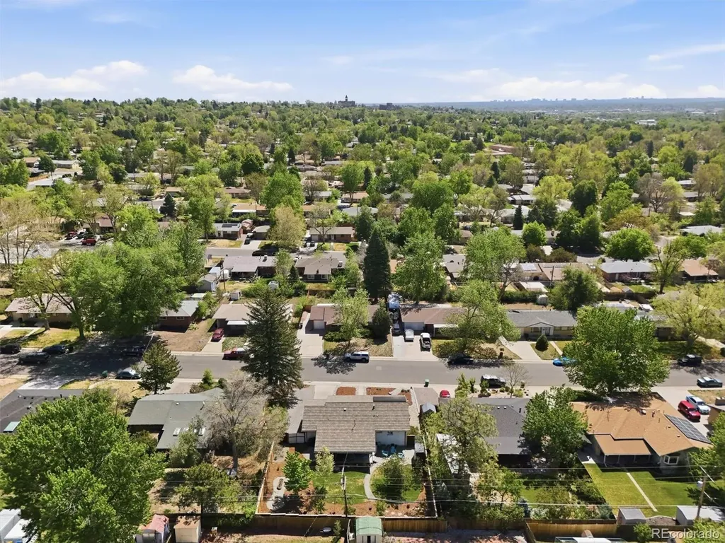 2955 S Zurich Court Denver CO 80236