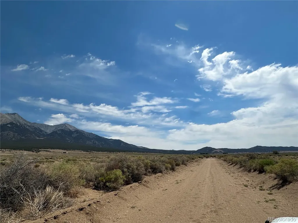MM15TH Street Blanca CO 81123