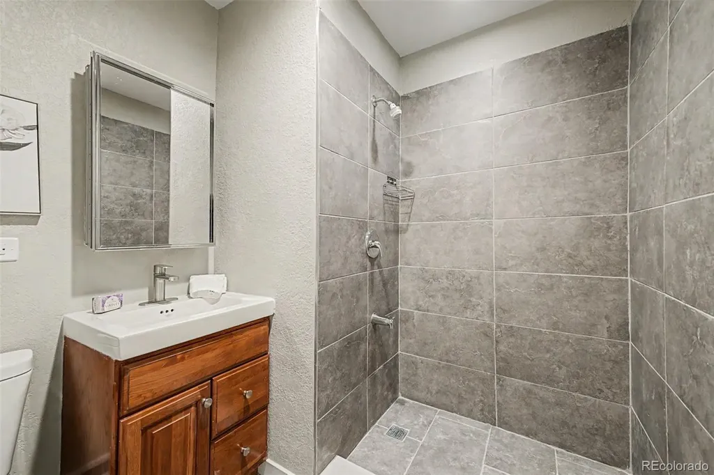 4885 W 11th Avenue Denver CO 80204
