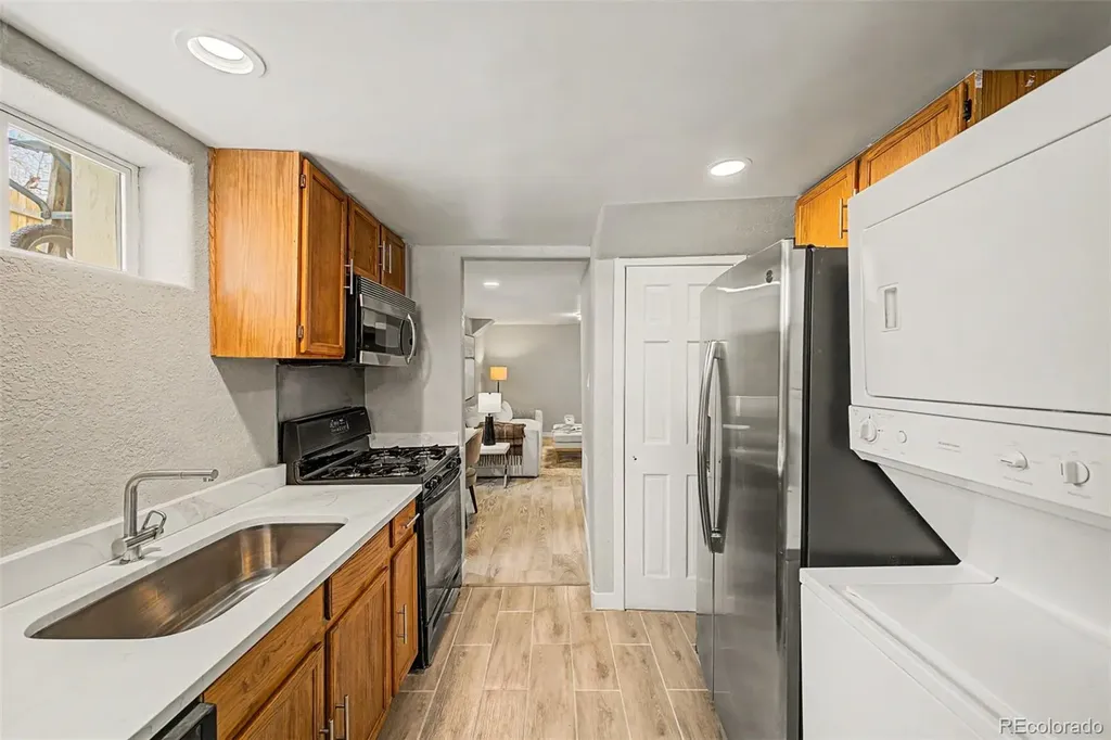 4885 W 11th Avenue Denver CO 80204