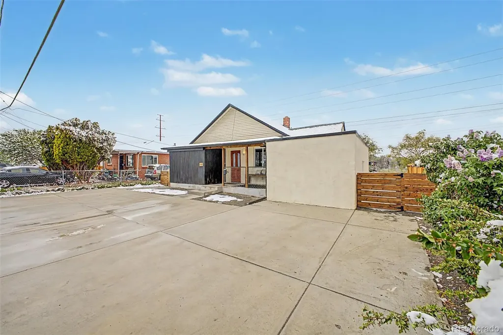 4885 W 11th Avenue Denver CO 80204