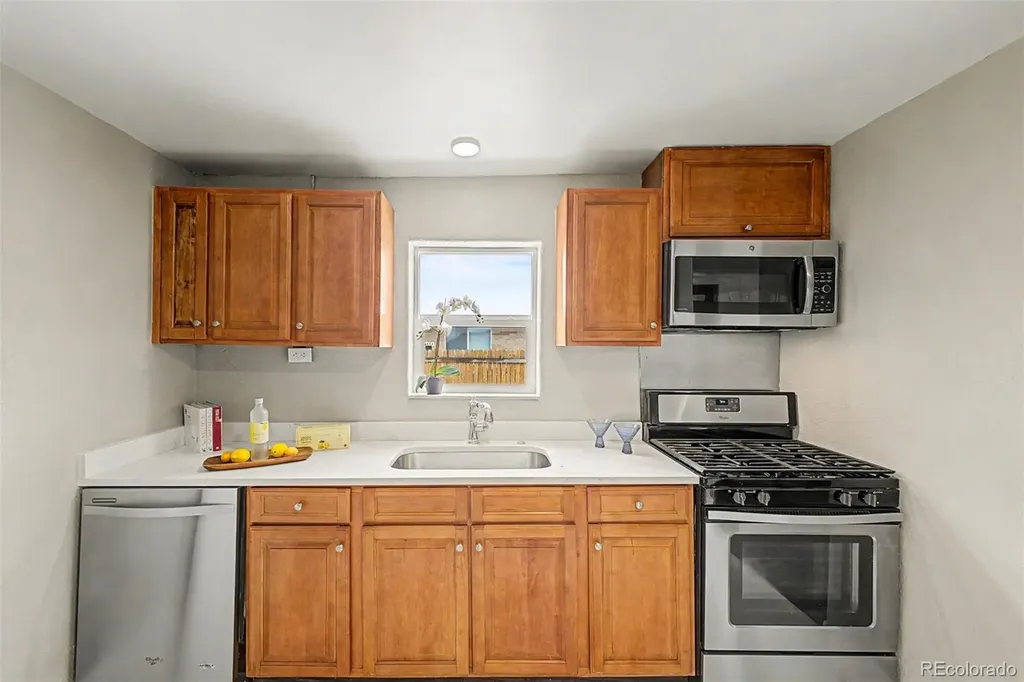 4885 W 11th Avenue Denver CO 80204