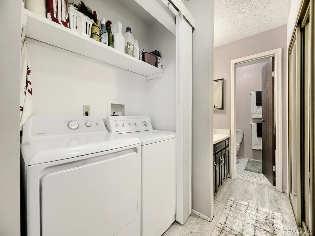 7925 W Layton Avenue Littleton CO 80123